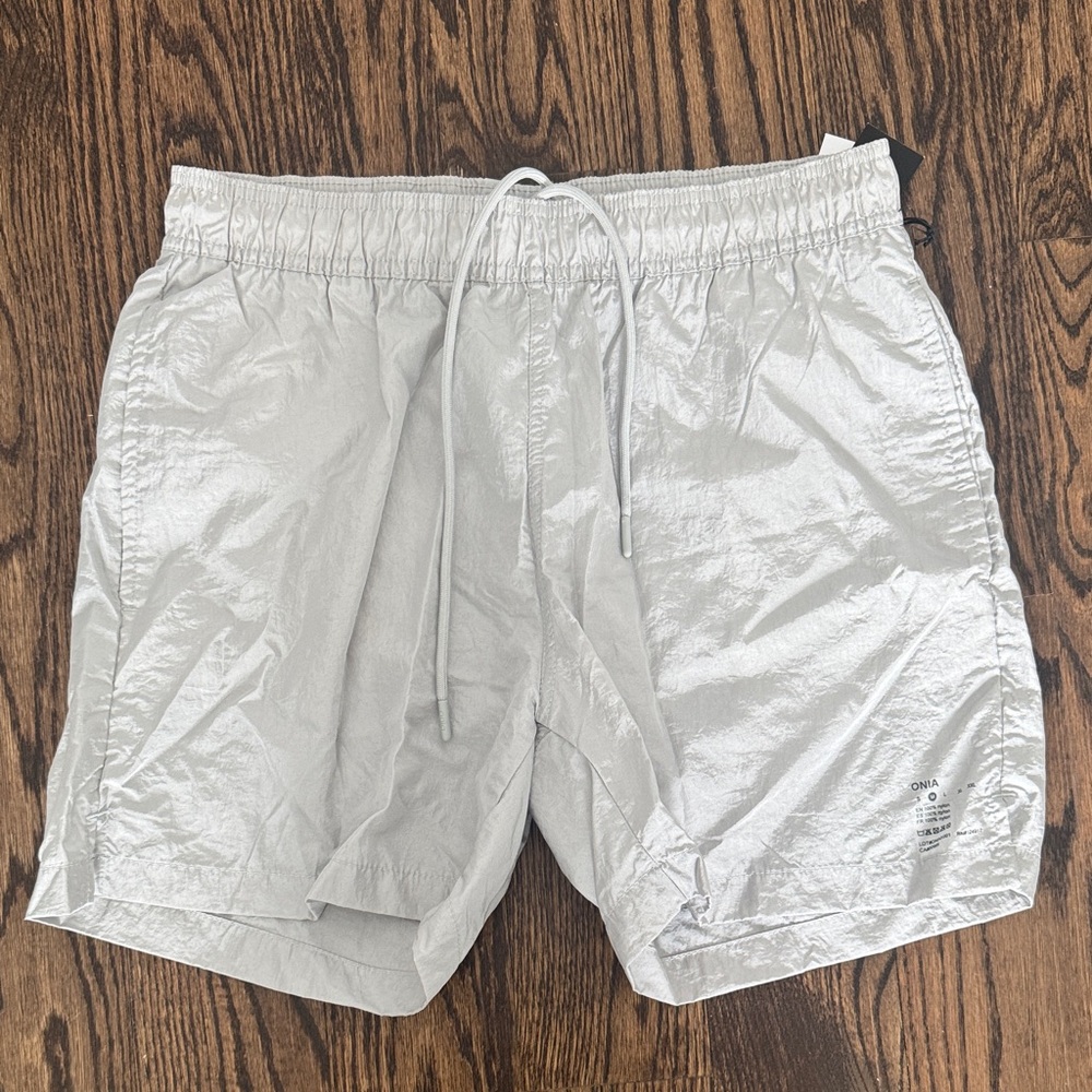 Onia - Men’s Multifunctional Swim Short, Nylon Crinkle, Soft Silver, M, 5”, NWT